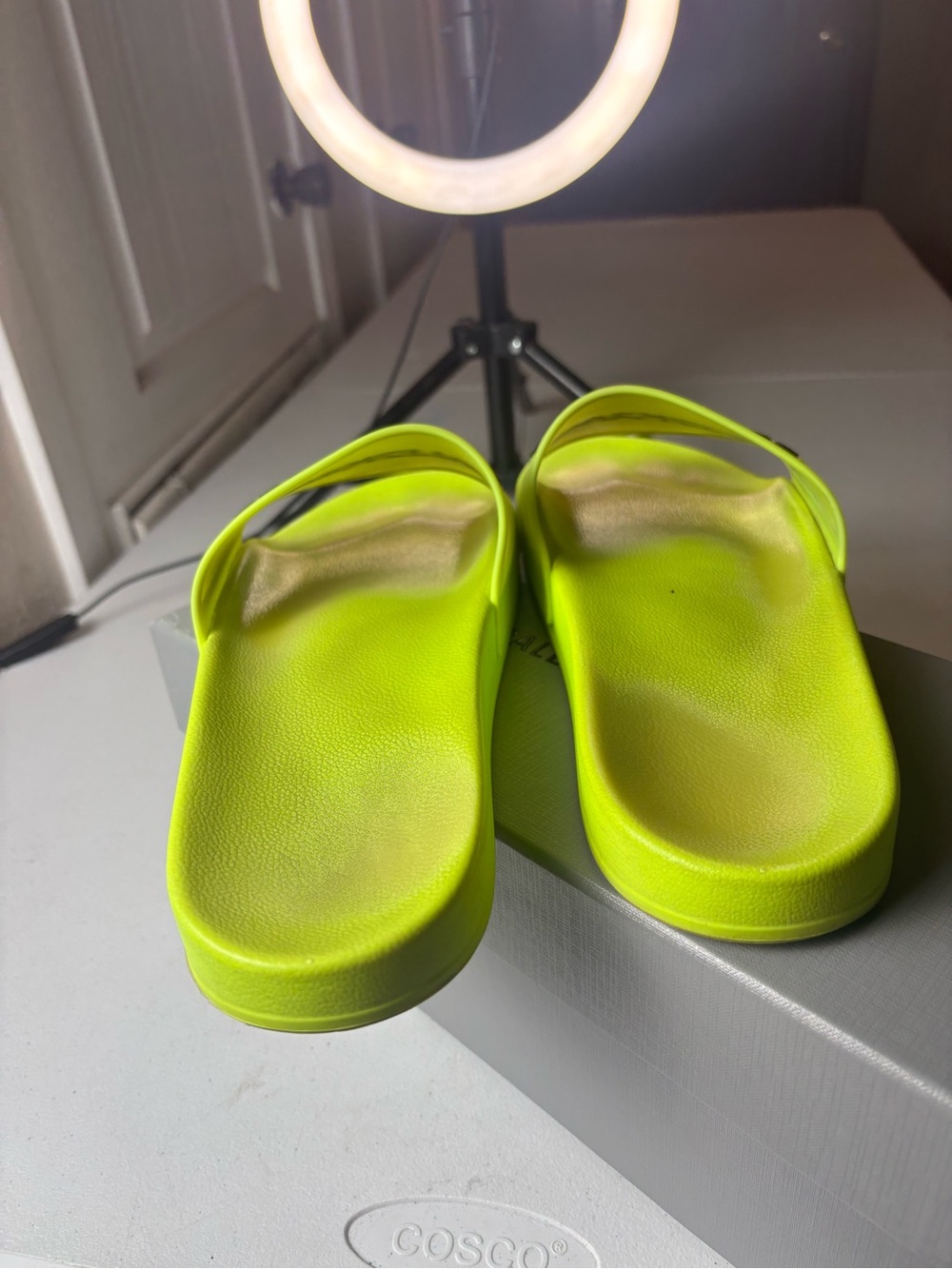 Damage Sz 11 Balenciaga Pool Slides 'Fluo Yellow' Men - Picture 5 of 10
